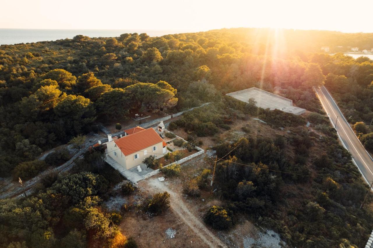 Sakarun Πανσιόν